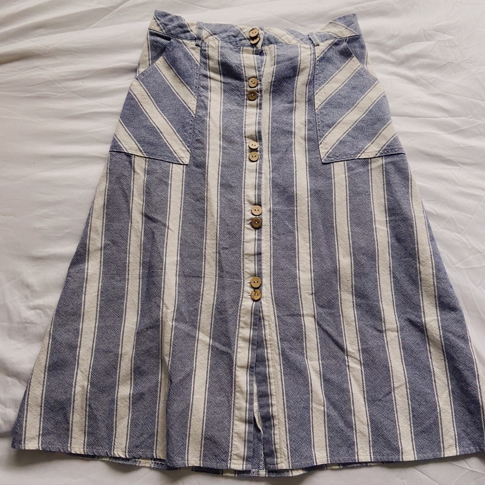 MIDI BLUE STRIPED SKIRT